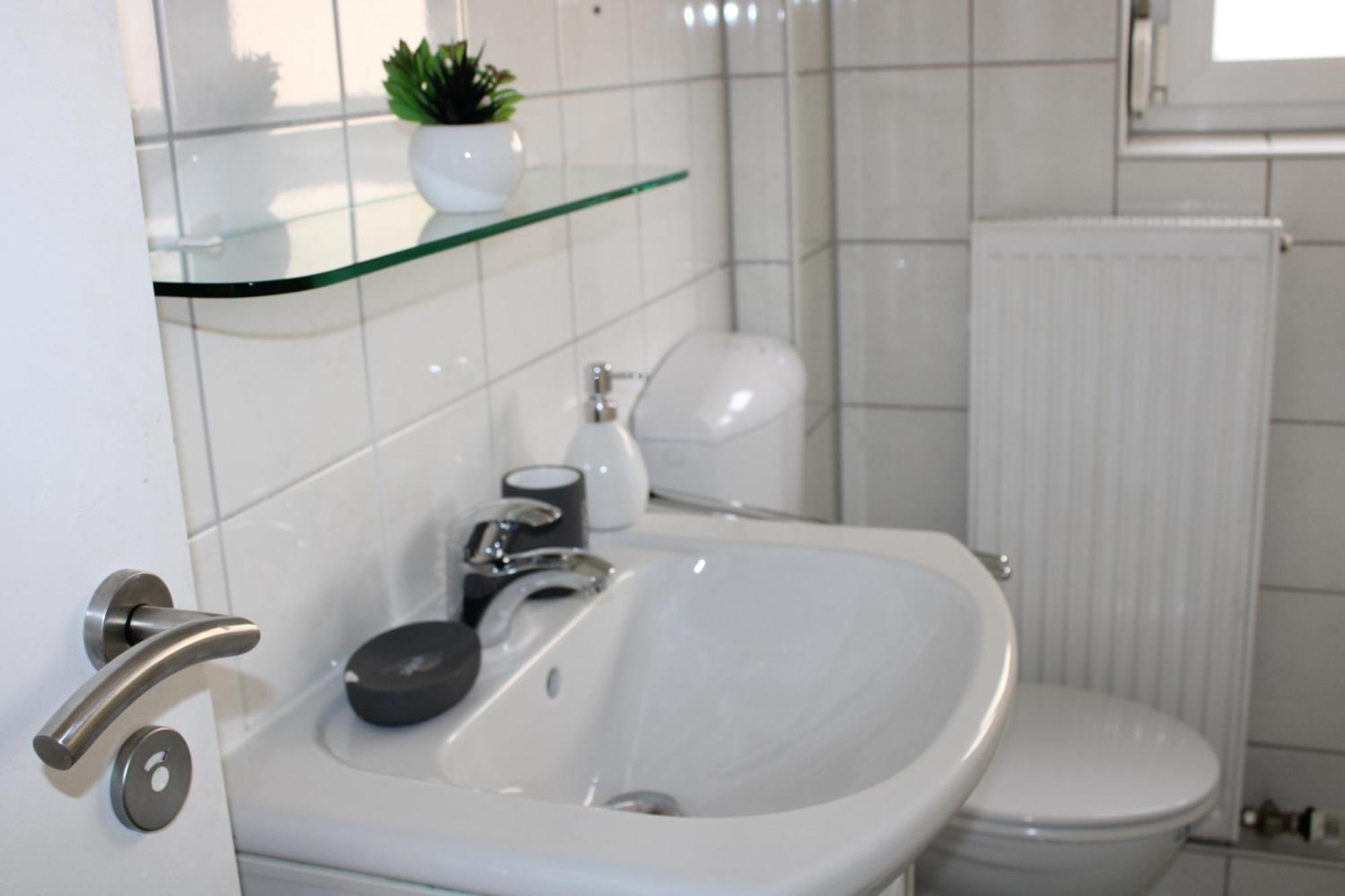 Ruhiges & Schickes 4 Zi-Apartment Heilbronn Luaran gambar