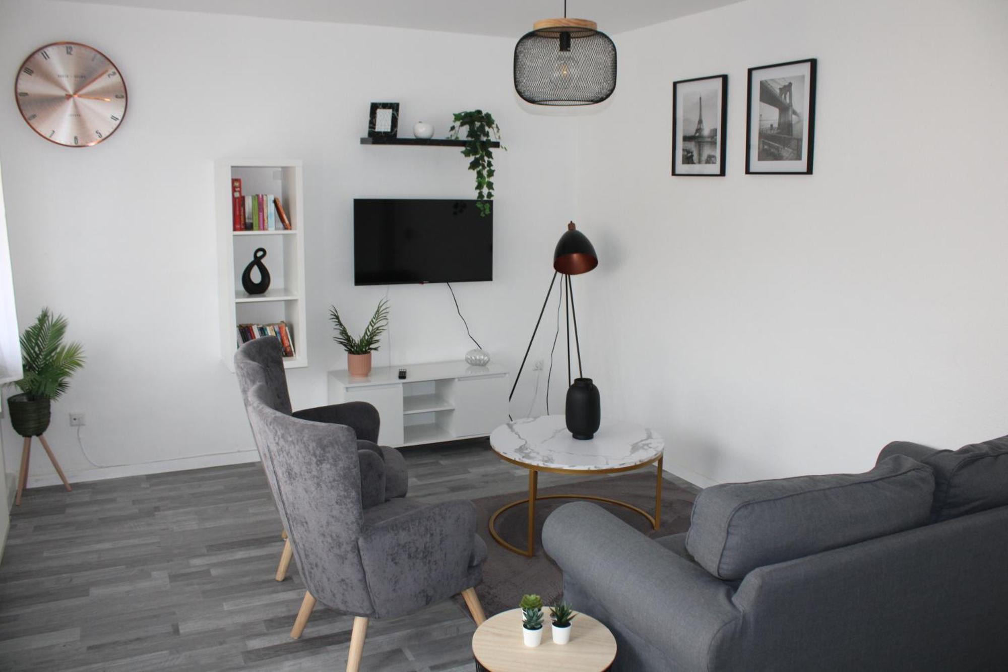 Ruhiges & Schickes 4 Zi-Apartment Heilbronn Luaran gambar
