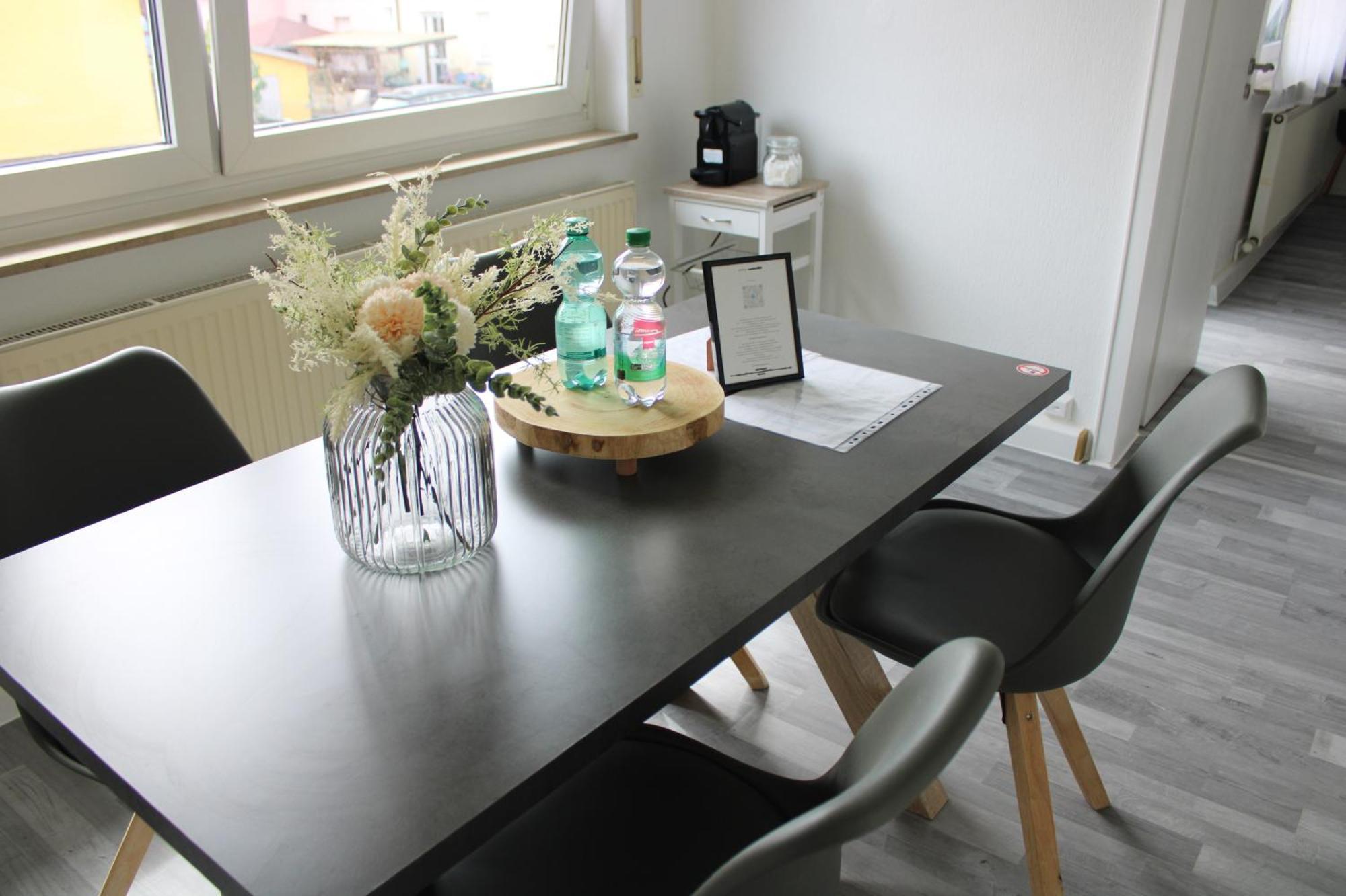 Ruhiges & Schickes 4 Zi-Apartment Heilbronn Luaran gambar