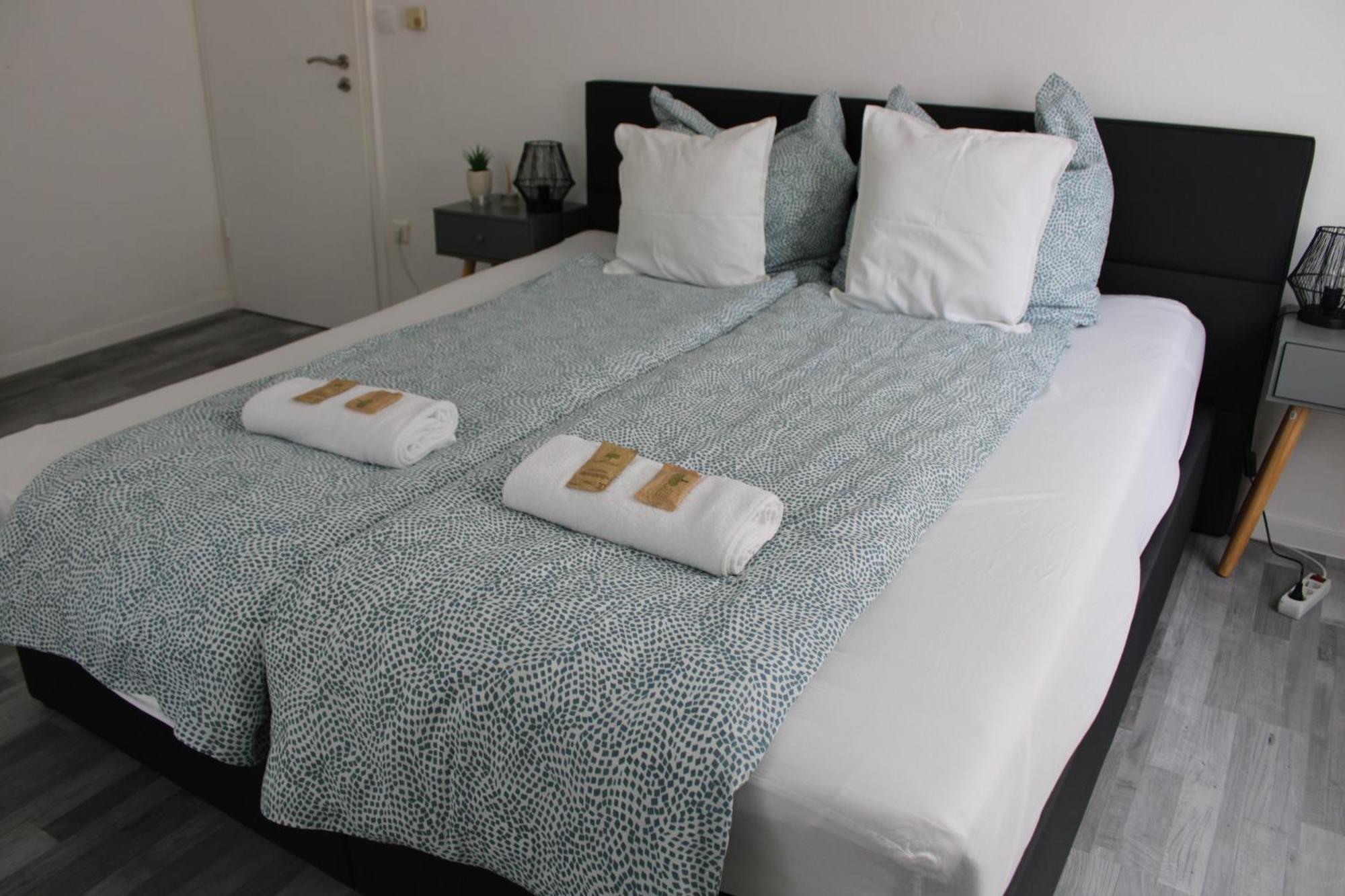 Ruhiges & Schickes 4 Zi-Apartment Heilbronn Luaran gambar